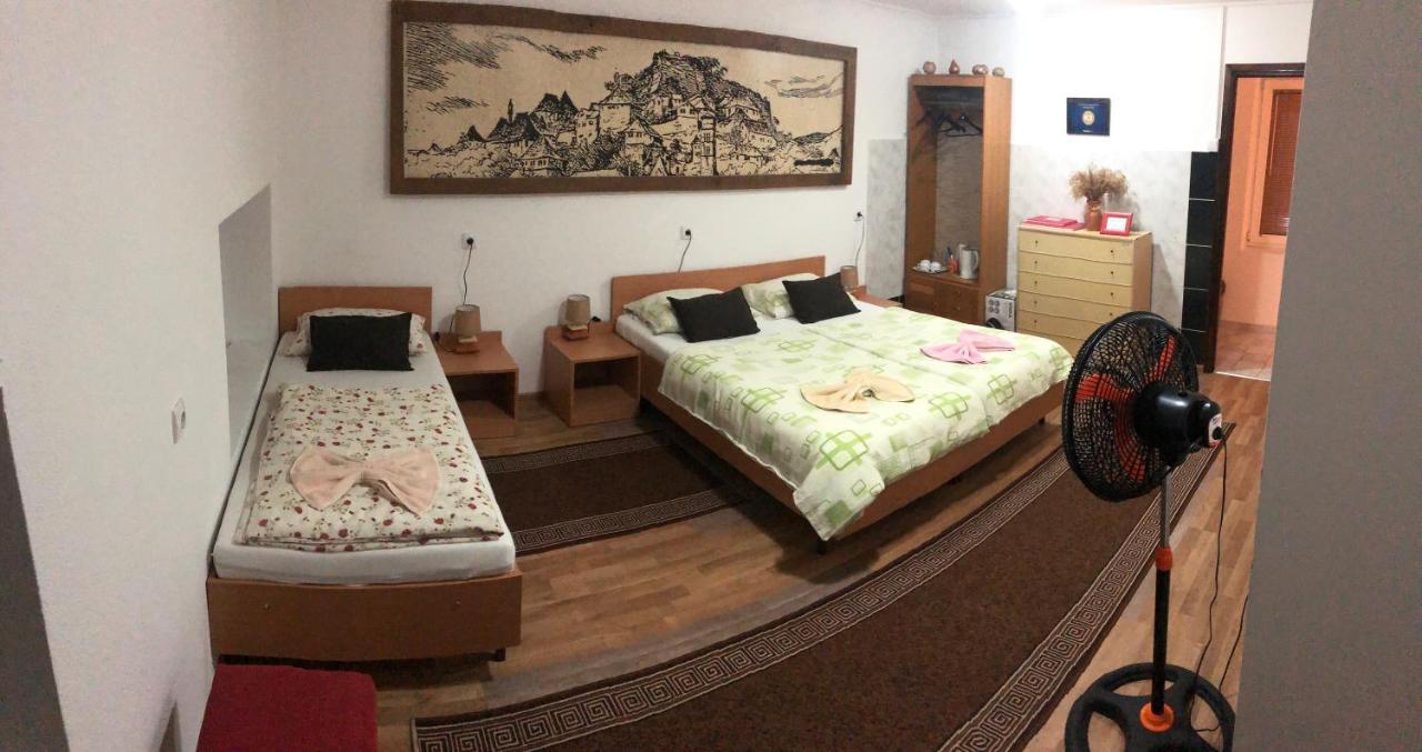 Prenociste Gany Hotel Jajce Exterior foto